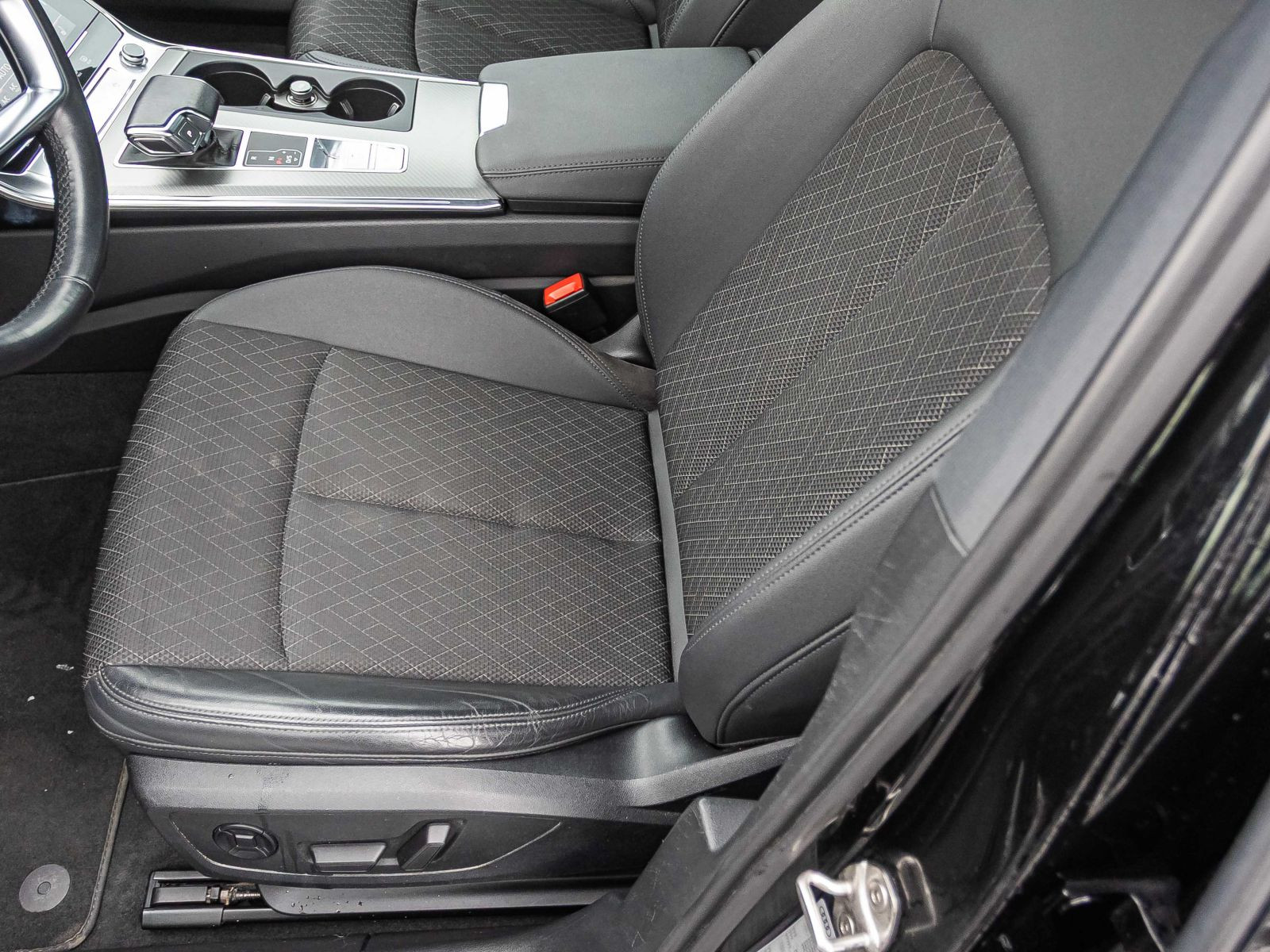 Audi A6 Avant Design 40TDI Stronic Navi LED ACC AHK