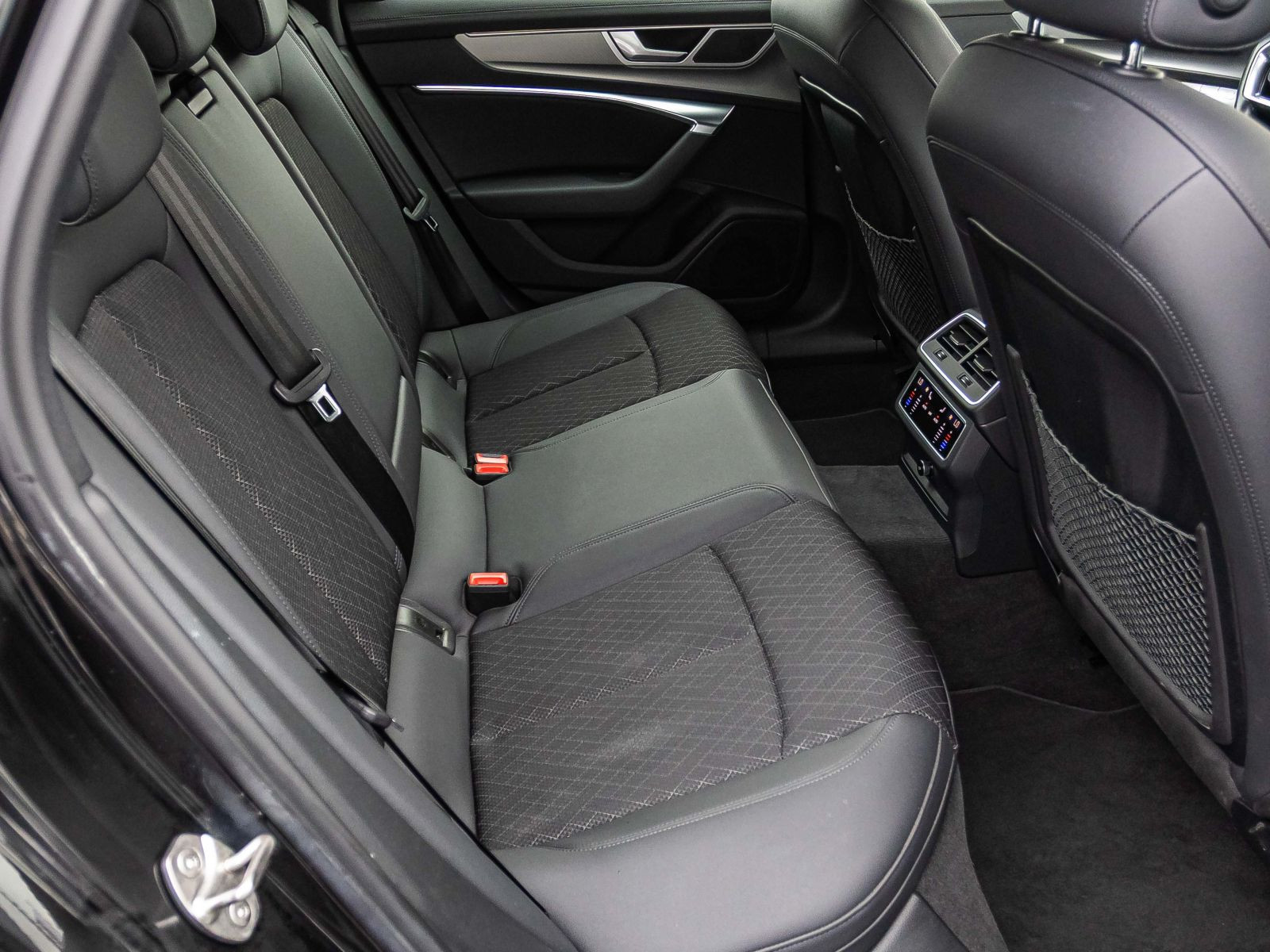 Audi A6 Avant Design 40TDI Stronic Navi LED ACC AHK