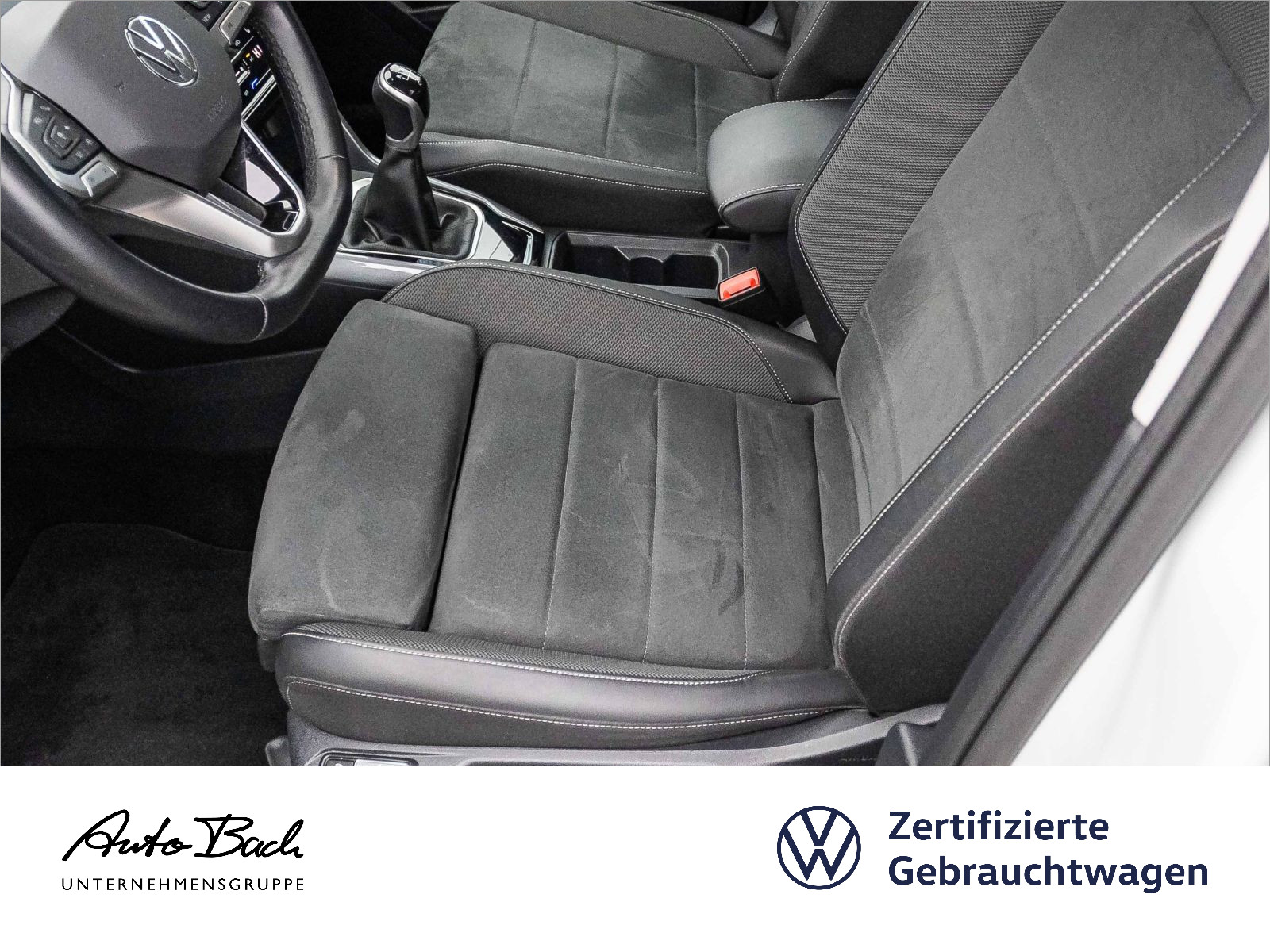 Volkswagen T-Roc 1.5 TSI Style Navi LED ACC CarPlay AHK