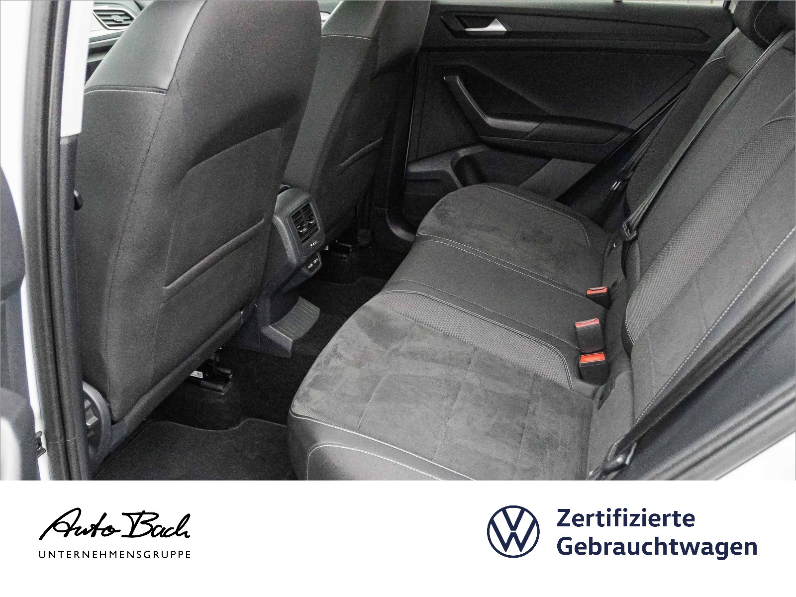 Volkswagen T-Roc 1.5 TSI Style Navi LED ACC CarPlay AHK