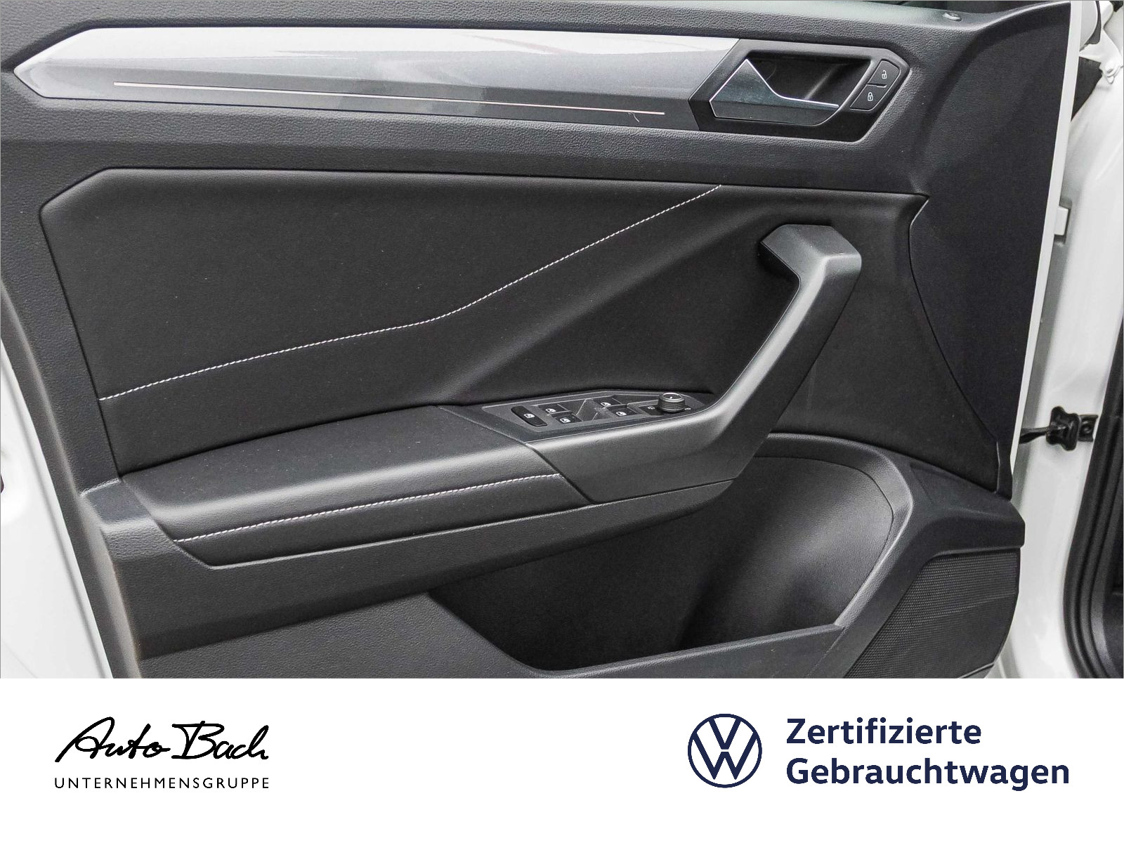 Volkswagen T-Roc 1.5 TSI Style Navi LED ACC CarPlay AHK