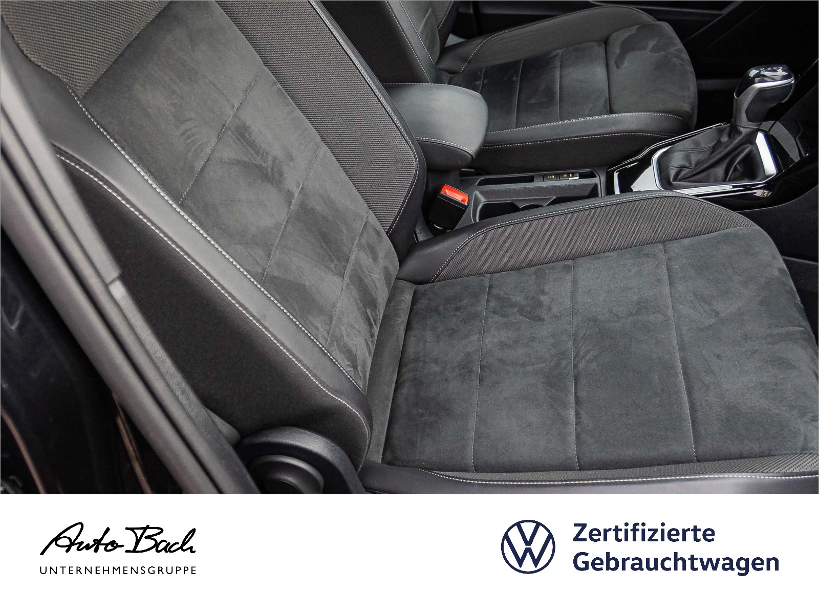 Volkswagen T-Roc 1.5TSI R-Line DSG Navi LED ACC CarPlay AHK