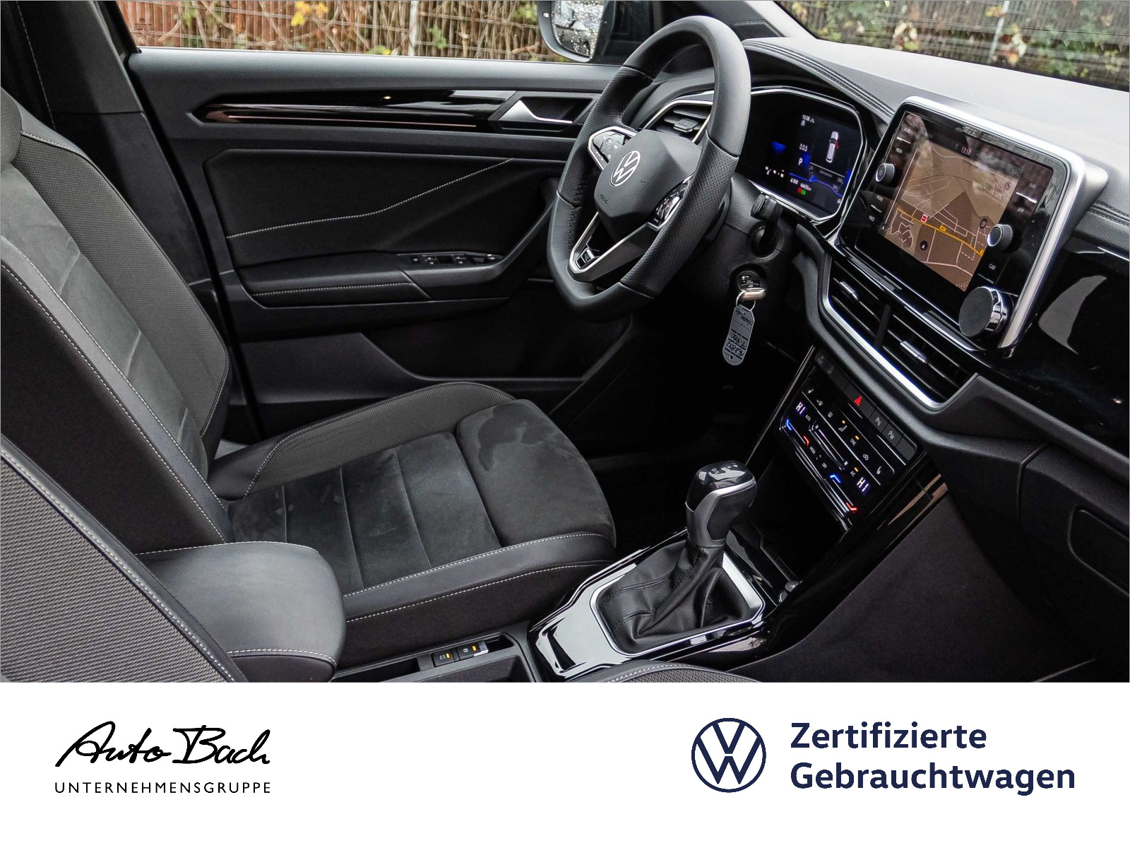 Volkswagen T-Roc 1.5TSI R-Line DSG Navi LED ACC CarPlay AHK