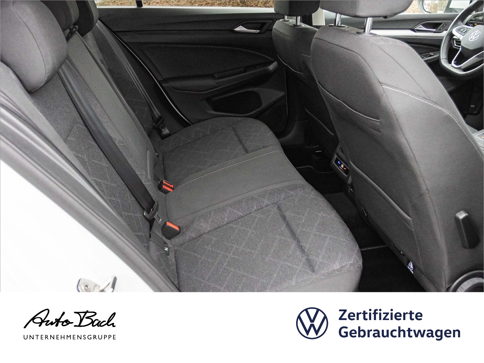 Volkswagen Golf VIII 1.5 TSI Life, Navi, LED, Rückfahrkamera, App-Connect, Klima