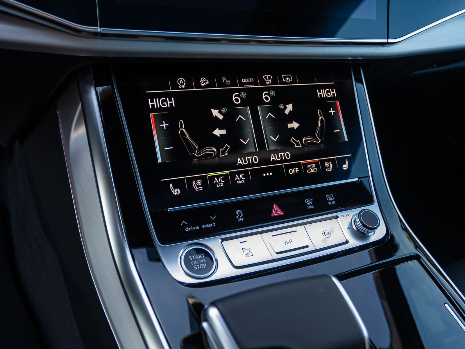 Audi Q7 S line  55 TFSI quattro.  340PS AIR Allradenkung HUD PANO B&O AHK