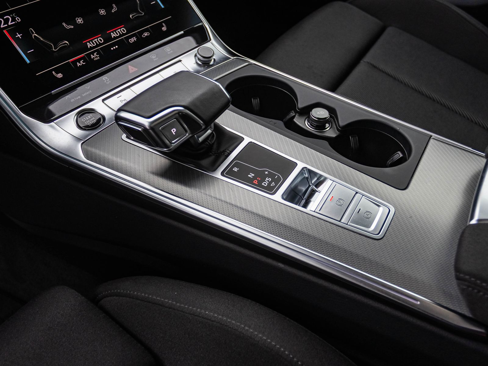 Audi A6 Avant S line 40TDI qu. S tronic  Navi ACC Panorama