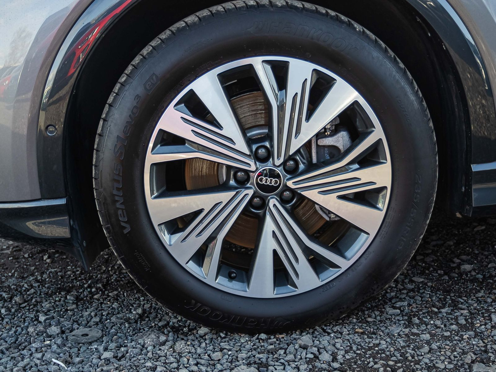 Audi Q4 e-tron 40 Navi LED Standklima CarPlay ACC