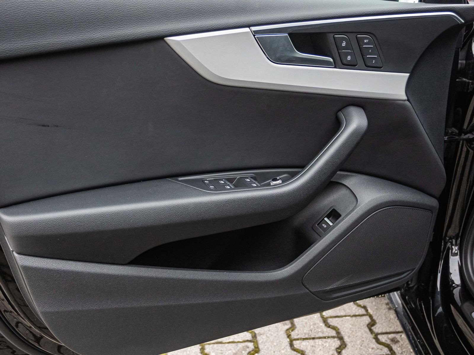 Audi A4 Avant Advanced 35TFSI Stronic Navi LED ACC AHK