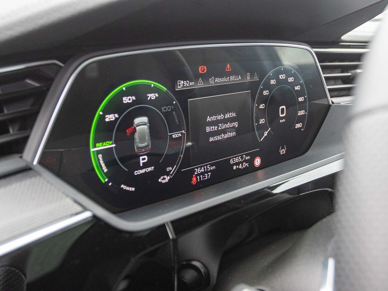 Audi Q8 e-tron S line 55 Navi LED HuD Panorama ACC