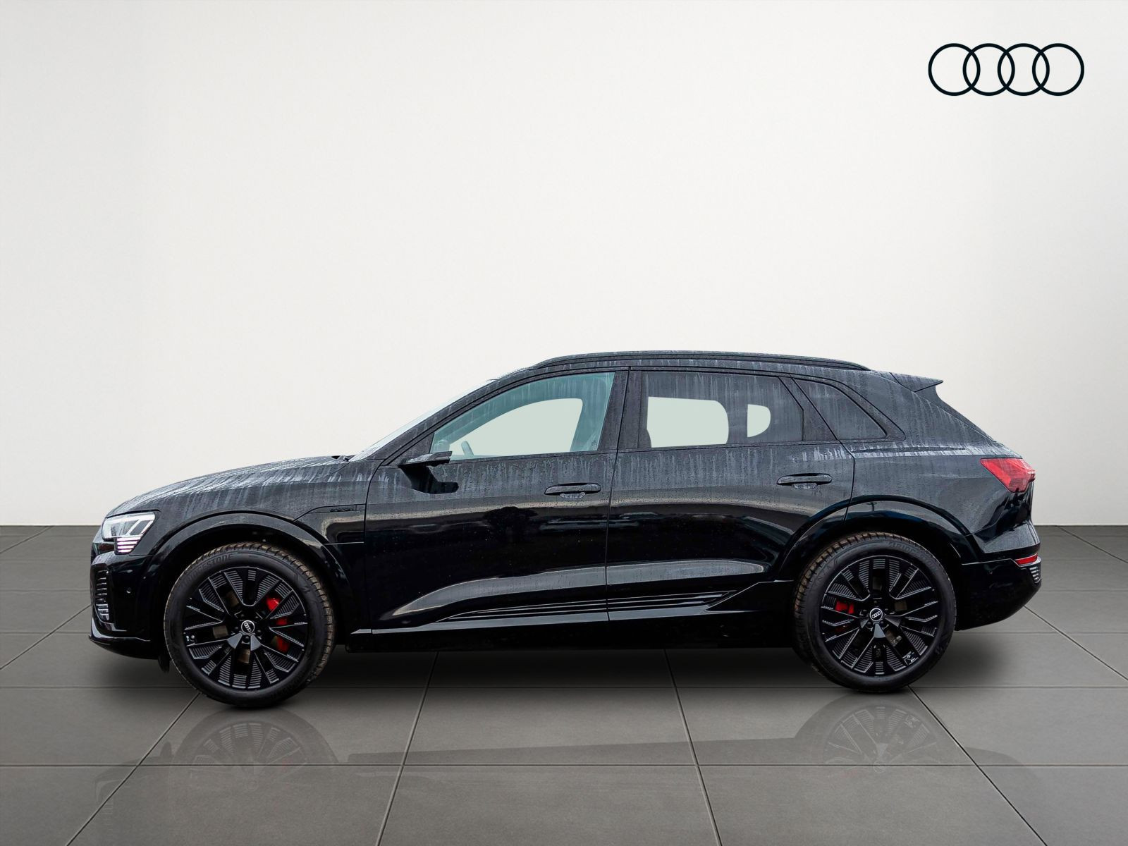 Audi Q8 e-tron S line 55 Navi LED HuD Panorama ACC