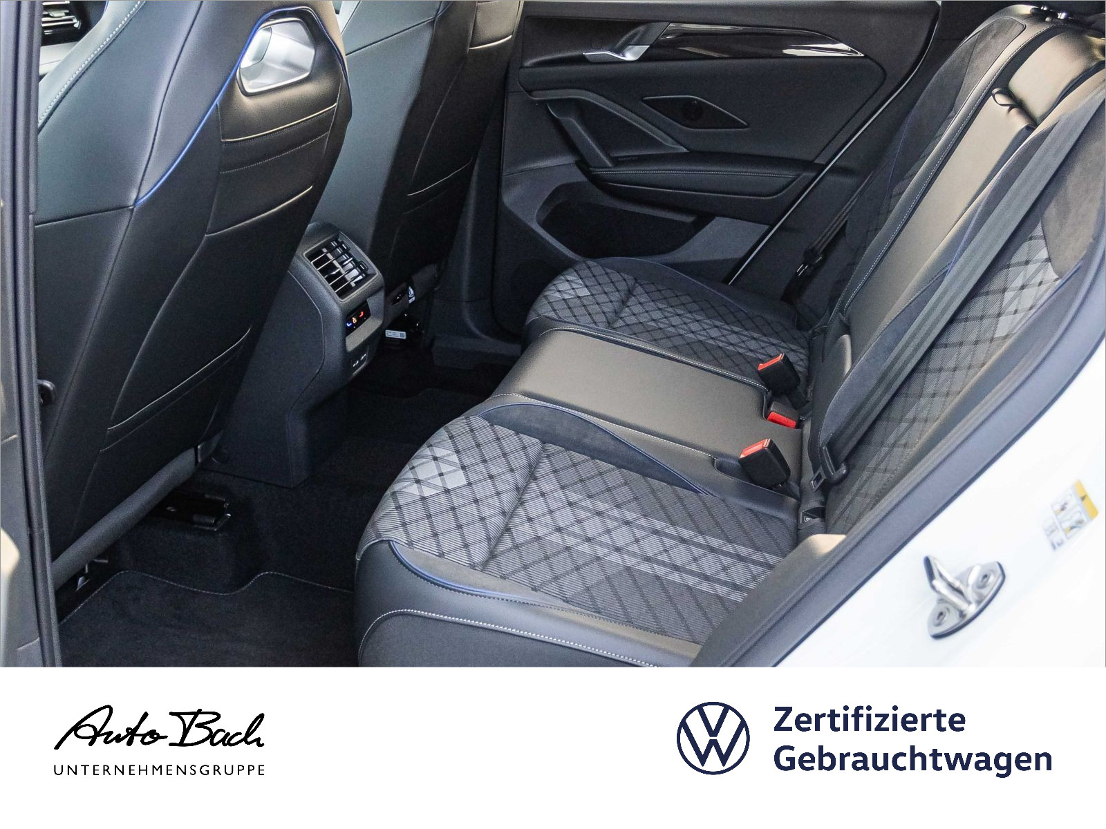 Volkswagen Tiguan 2.0TDI R-Line DSG Navi LED HuD CarPlay AHK