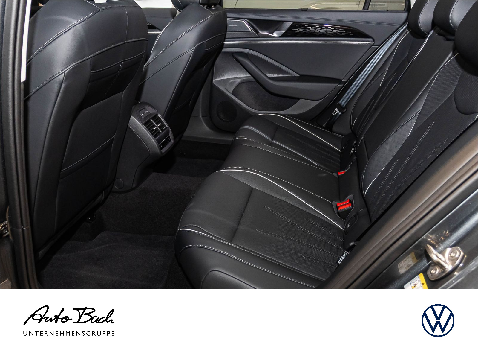 Volkswagen Passat Elegance 1,5 l eHybrid OPF 130 kW (177 PS) /  85 KW (115 PS) 6-Gang-Doppe lkupplungsgetriebe DSG