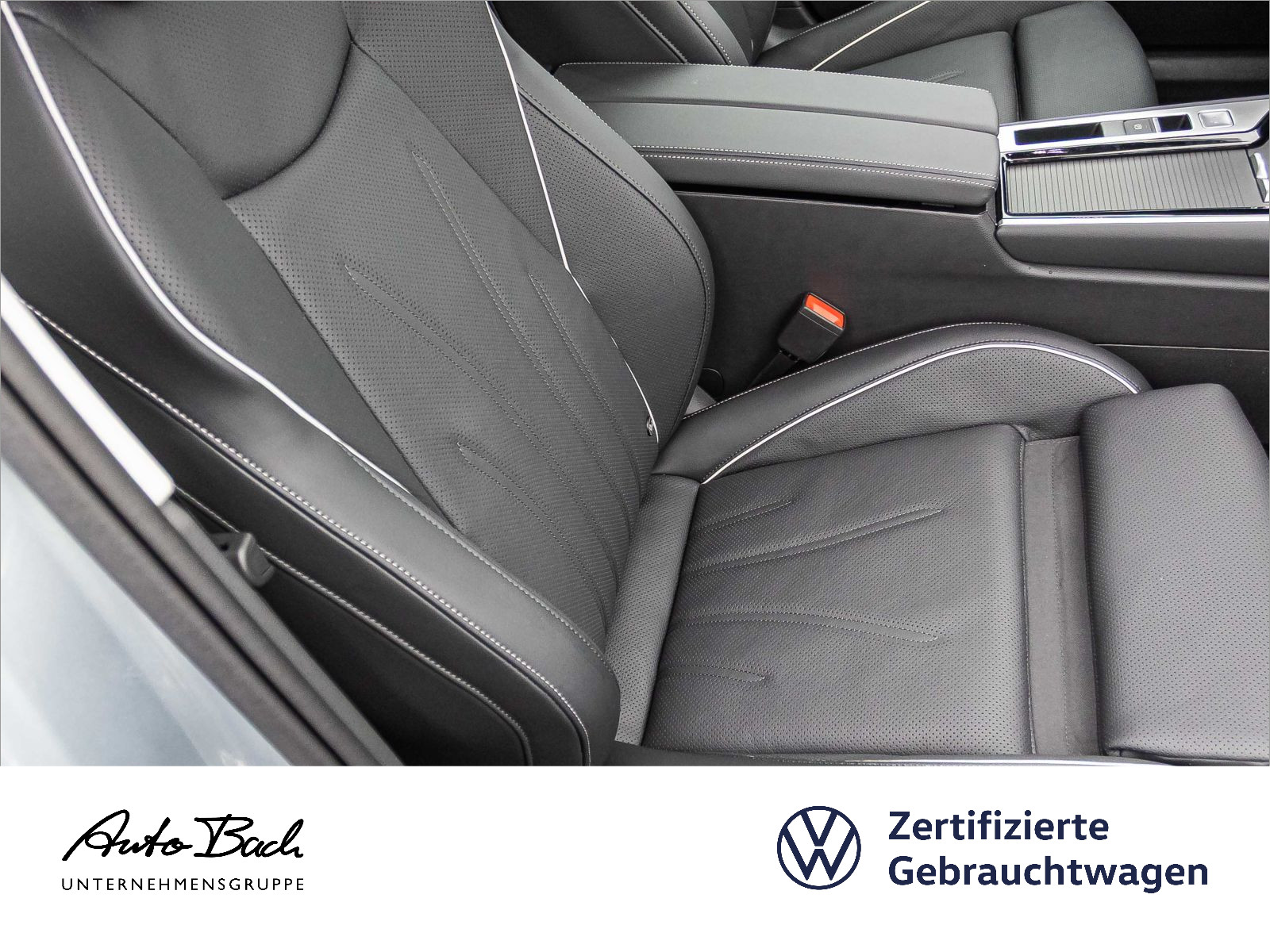 Volkswagen Passat Var. Elegance 1.5 eHybrid DSG Navi LED HuD Panorama AHK