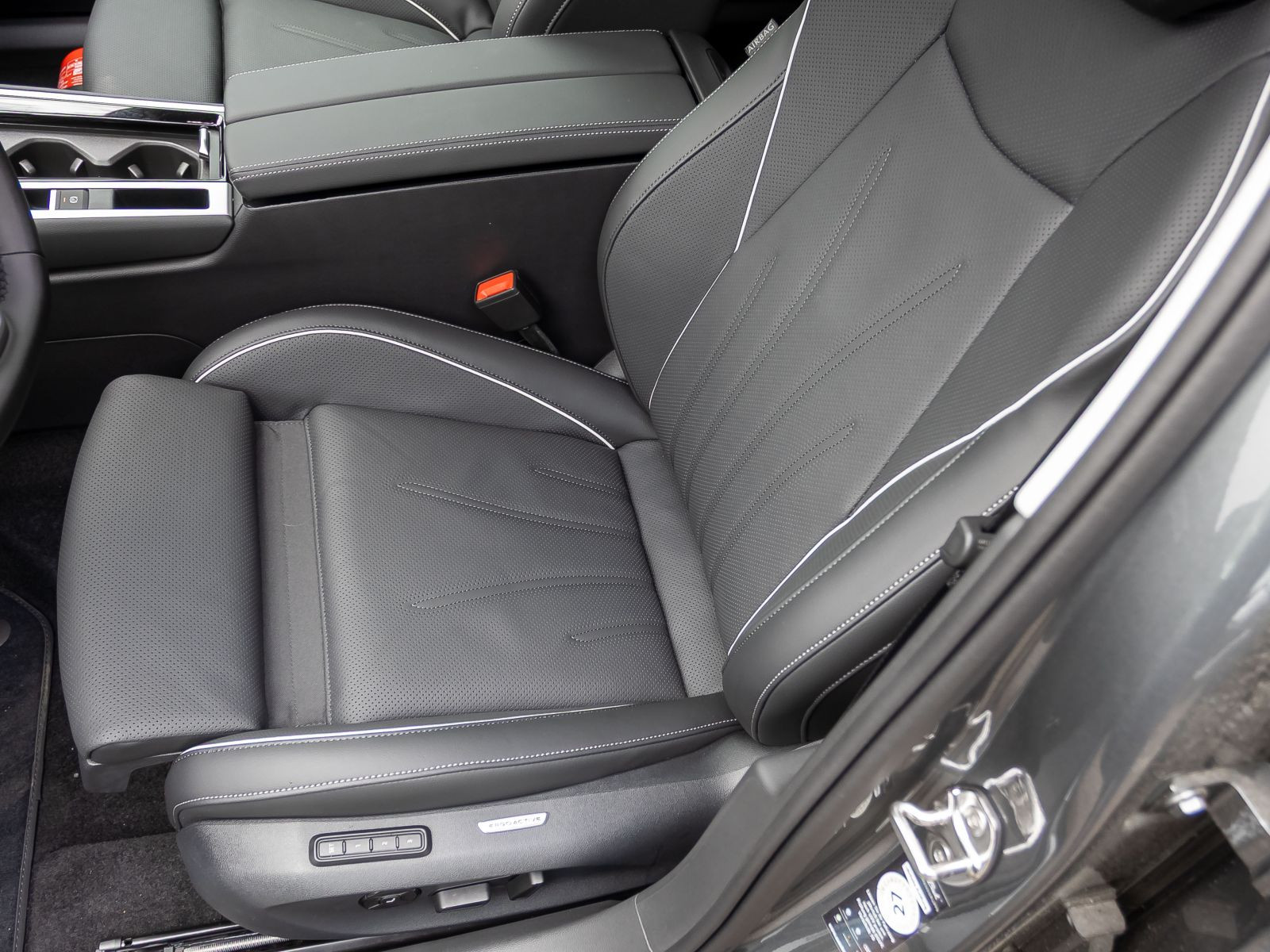 Volkswagen Passat Variant Elegance 1.5 eHybrid DSG Navi Matrix HuD Panorama AHK