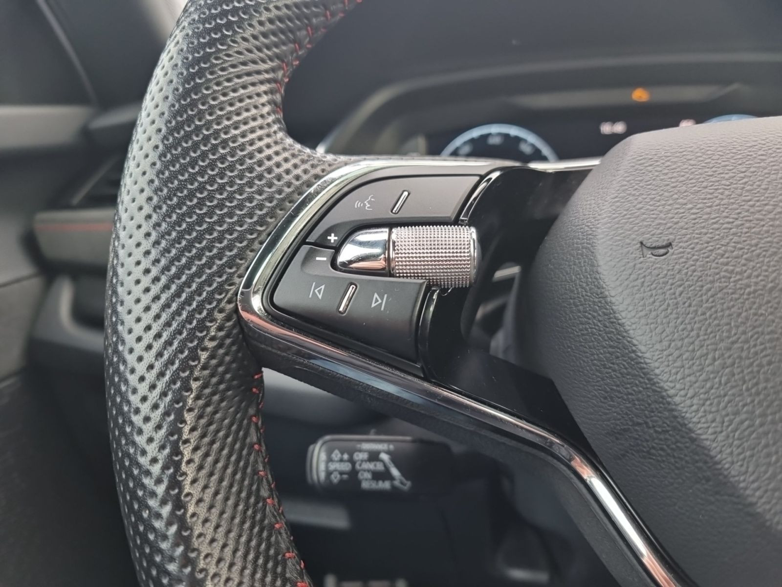 Skoda Octavia RS 2.0 TSI Navi LED EPH ACC Carplay