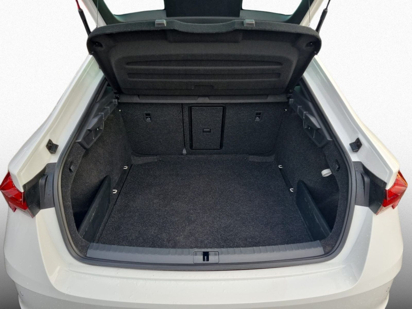 Skoda Octavia RS 2.0TSI Navi LED EPH GRA