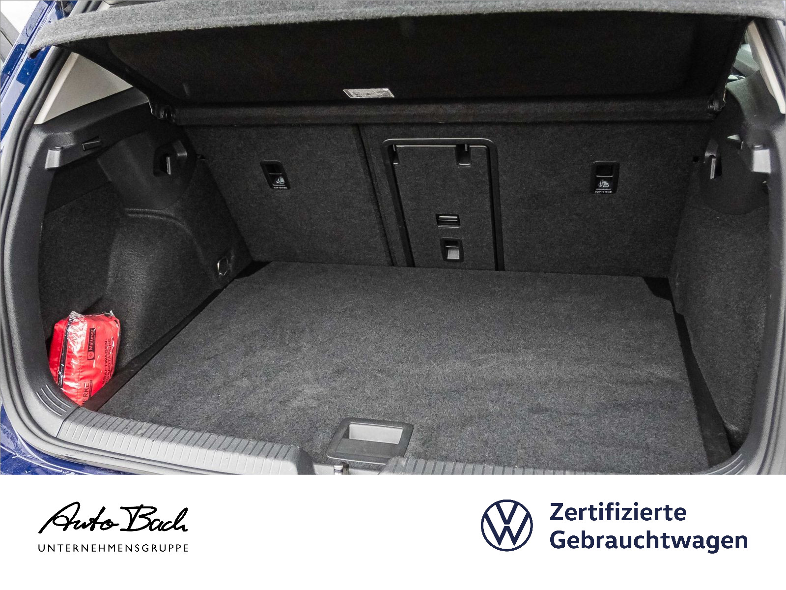 Volkswagen Golf VIII 2.0TDI Life DSG Navi LED ACC EPH CarPlay