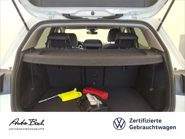 Volkswagen Golf VIII 1.5 eTSI Goal DSG LED CarPlay ACC EPH