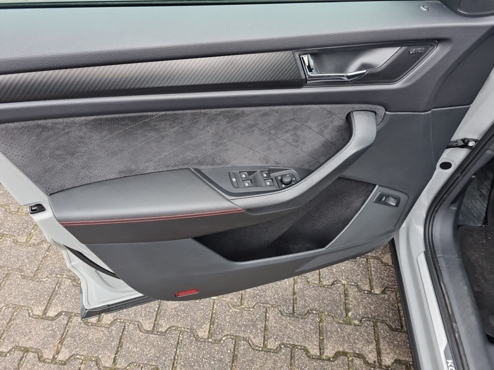 Skoda Kodiaq RS 2.0 Bi-TDI 4x4 DSG Navi LED EPH GRA