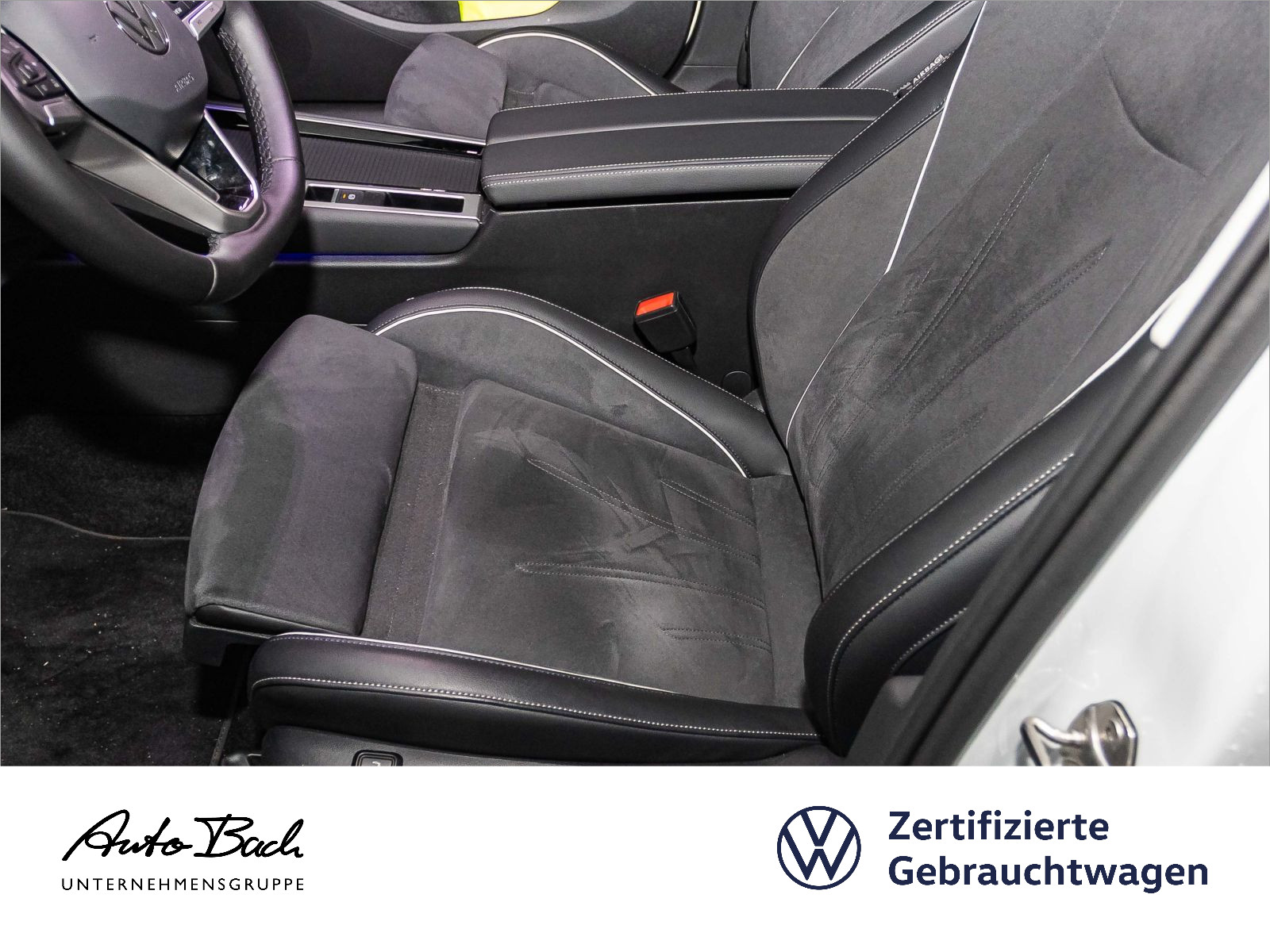 Volkswagen Passat Var. Elegance 1.5 eHybrid DSG Panorama HuD