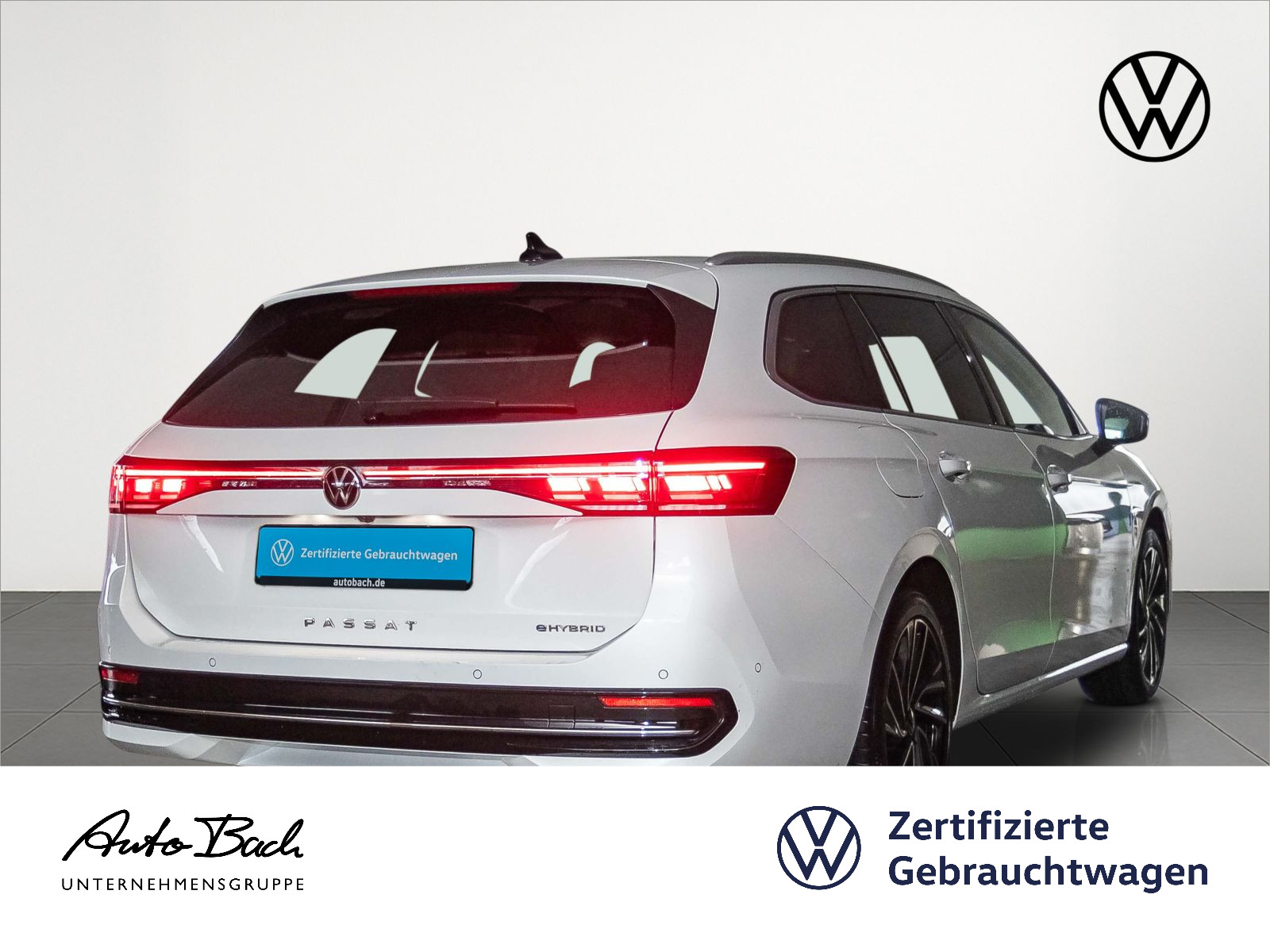 Volkswagen Passat Var. Elegance 1.5 eHybrid DSG Panorama HuD