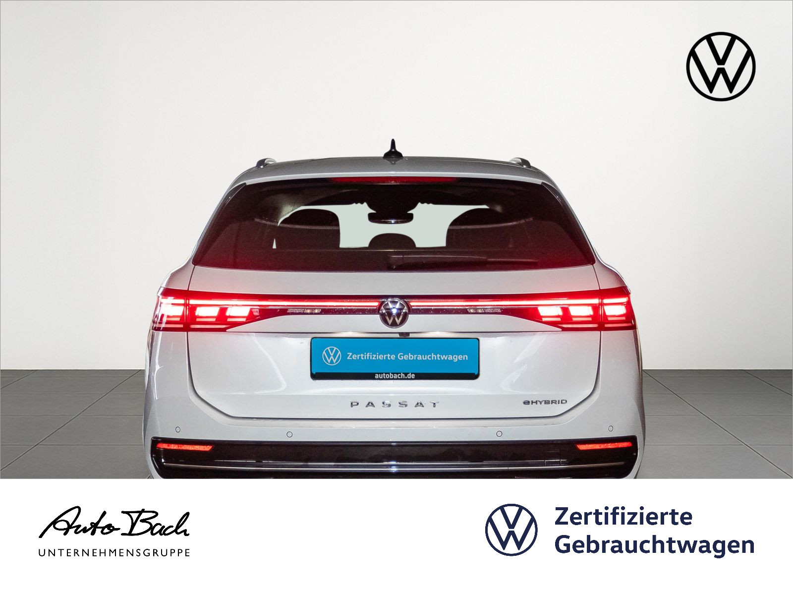 Volkswagen Passat Var. Elegance 1.5 eHybrid DSG Panorama HuD