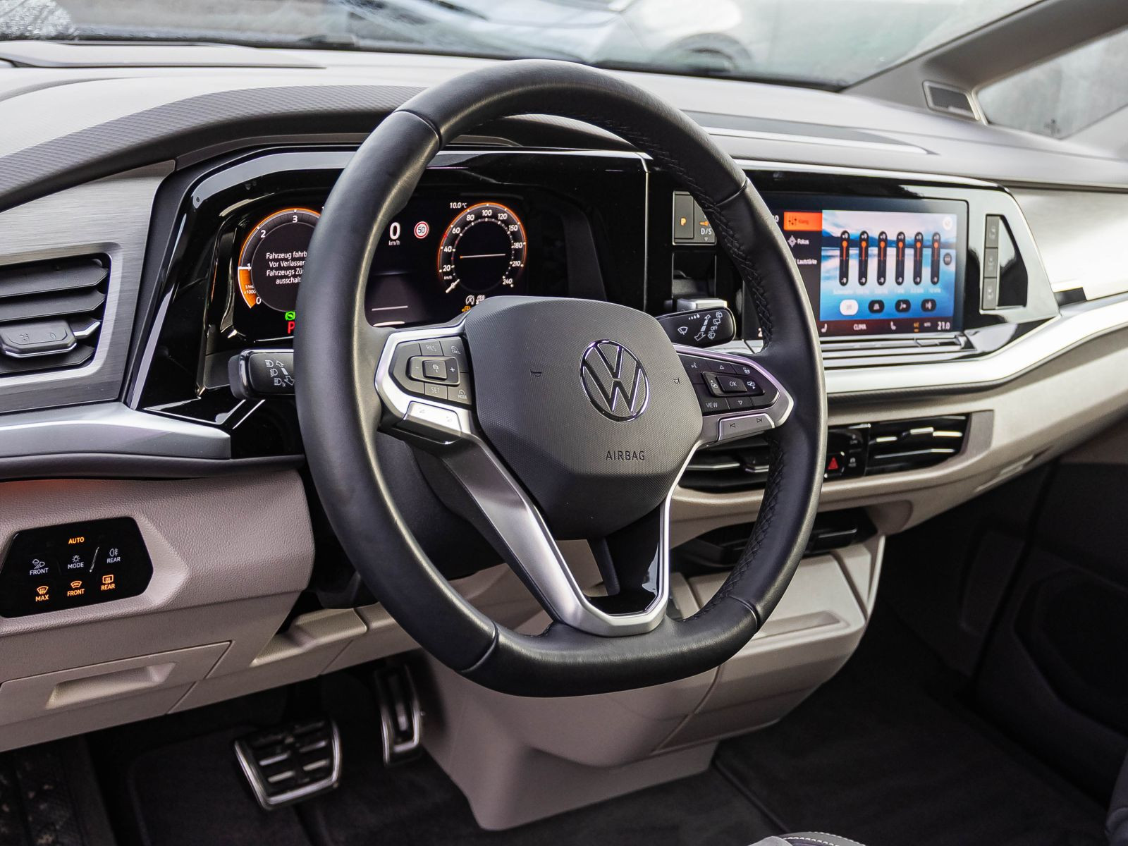 Volkswagen Multivan 2.0TDI LÜ Style DSG Navi LED HuD ACC AHK