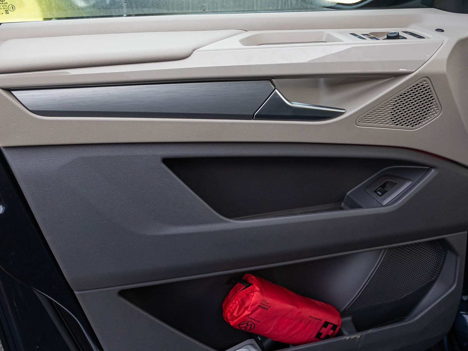 Volkswagen Multivan 2.0TDI LÜ Style DSG Navi LED HuD ACC AHK