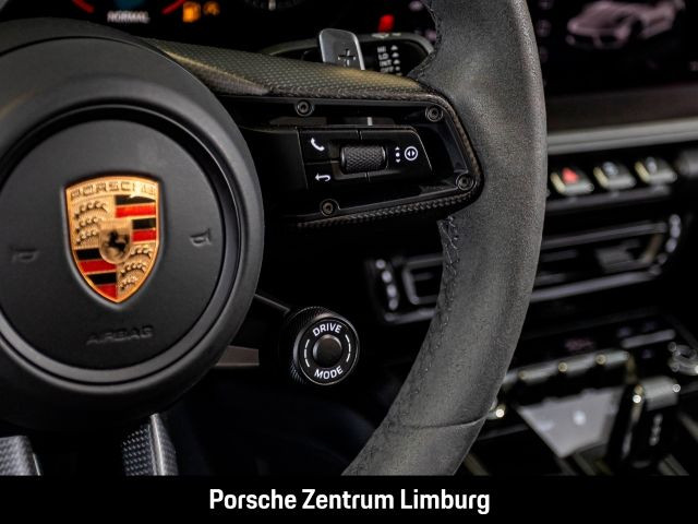 Porsche 992 911 Carrera 4 GTS Cabriolet Burmester LED