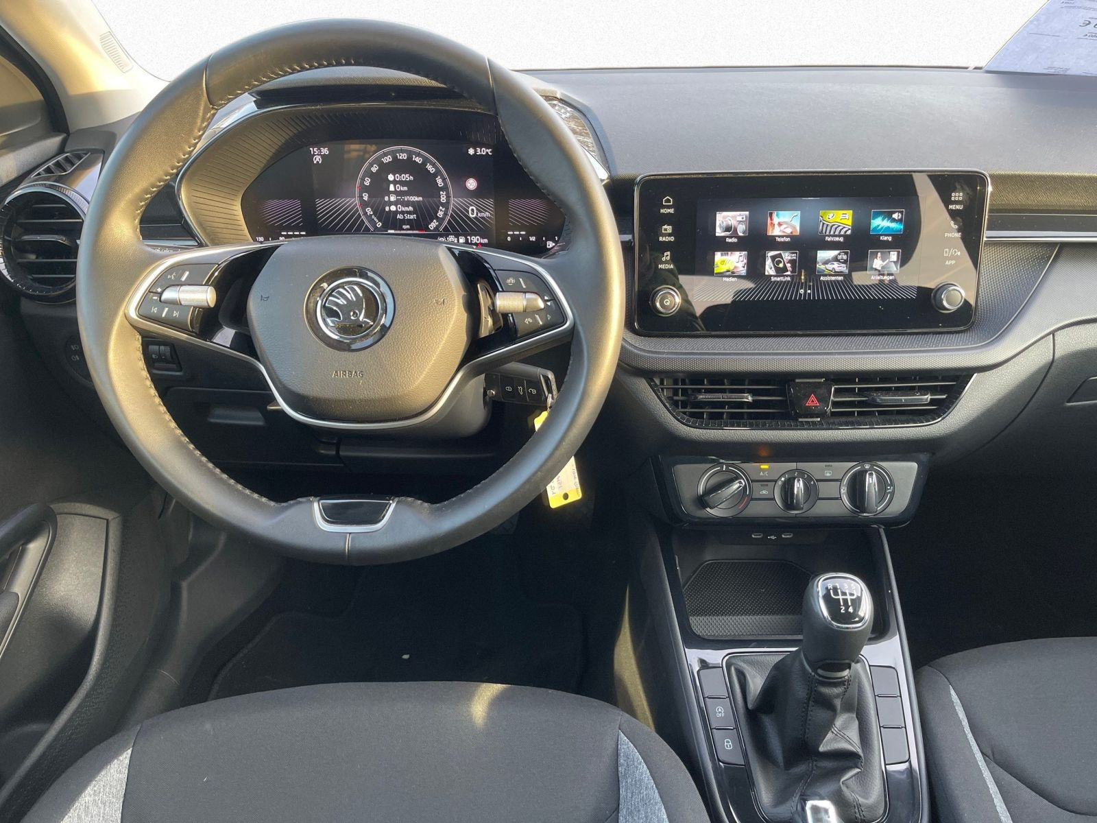 Skoda Fabia Essence 1.0 MPI Klima GRA LED