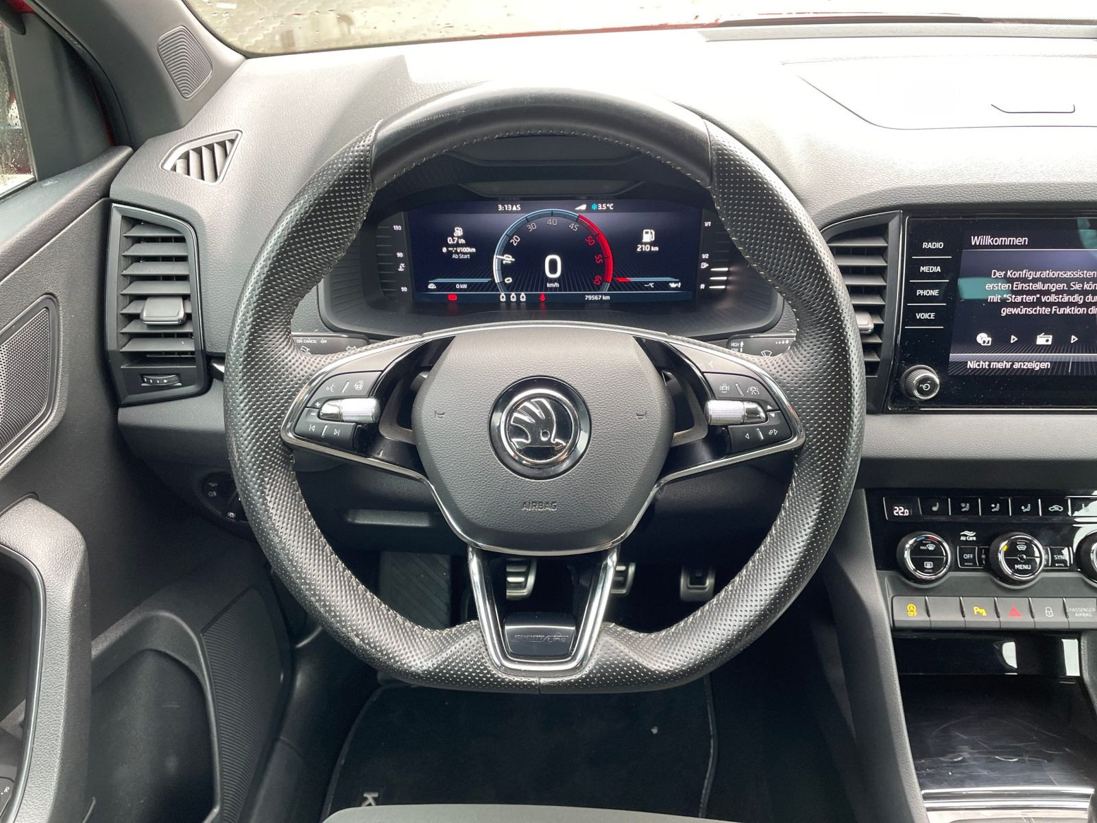 Skoda Karoq Sportline 2.0 TDI Virtual DCC Klima Navi AHK