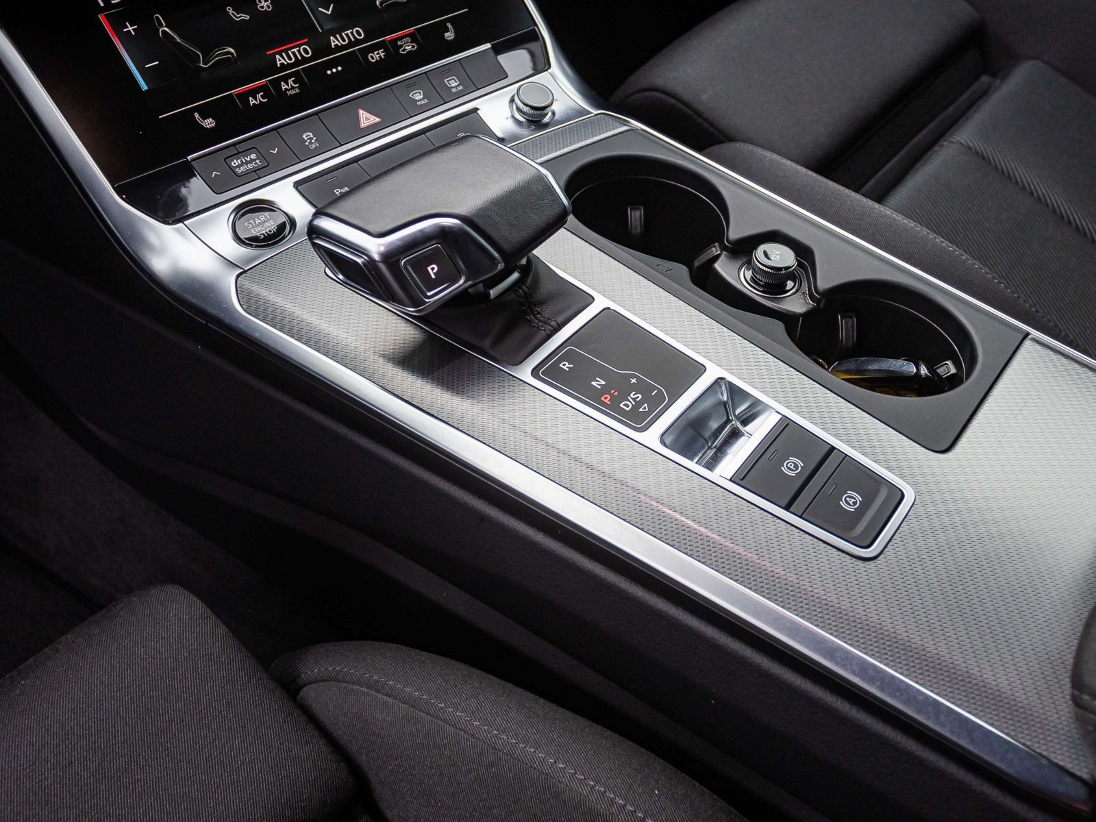 Audi A6 Avant Sport 40TDI qu Stronic Navi AHK virtual