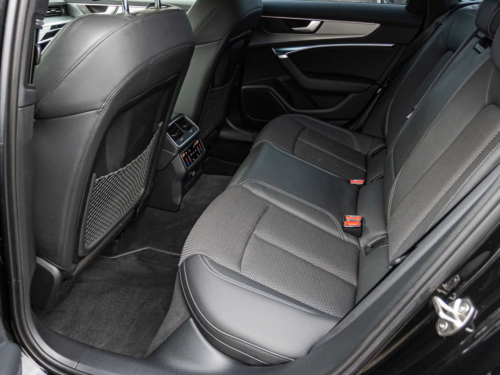 Audi A6 Limousine S line 45TFSI qu Stronic Navi AHK ACC