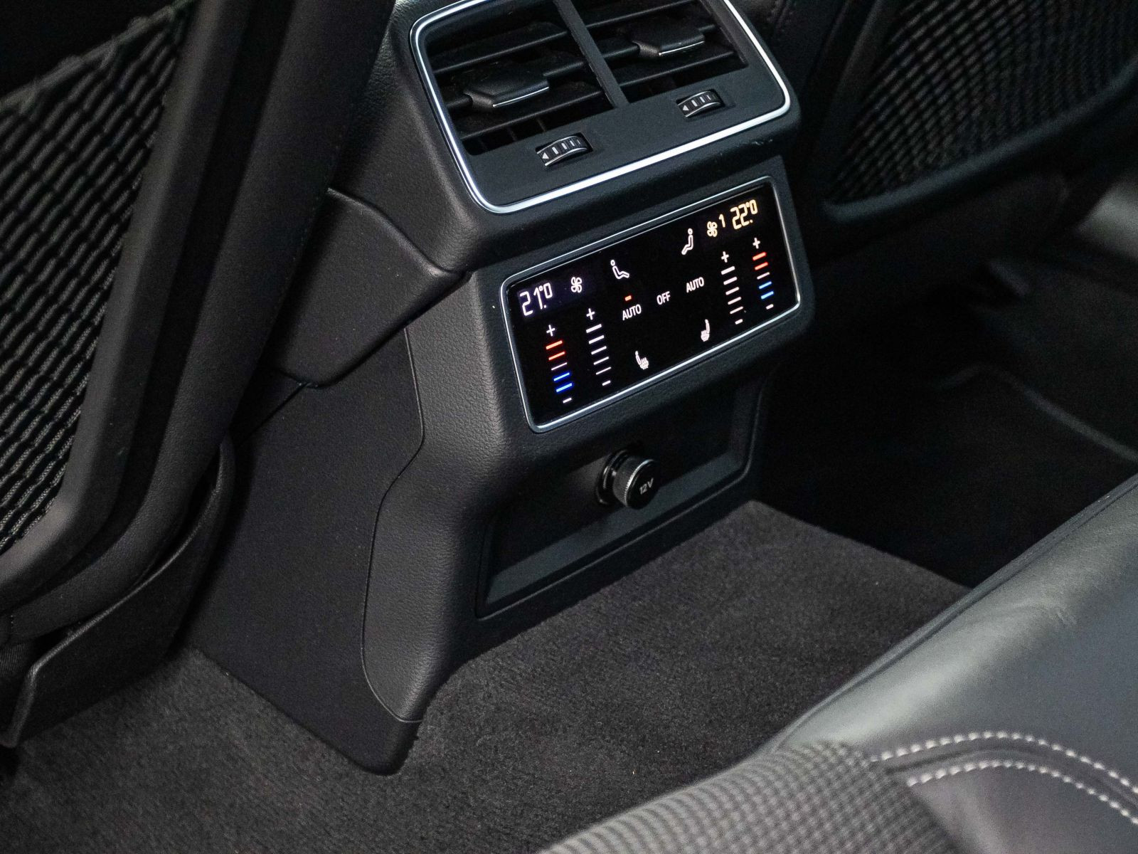 Audi A6 Limousine S line 45TFSI qu Stronic Navi AHK ACC