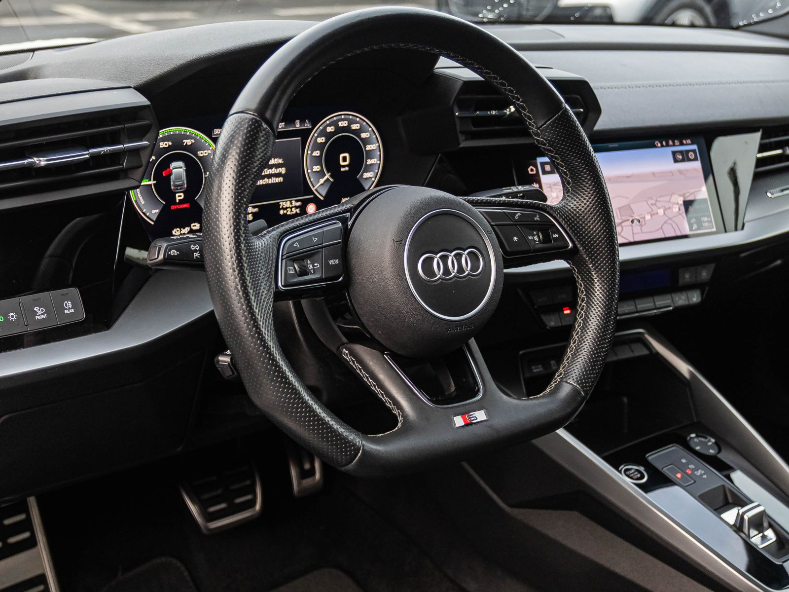 Audi A3 Sportback TFSIe40 Stronic S line LED Navi