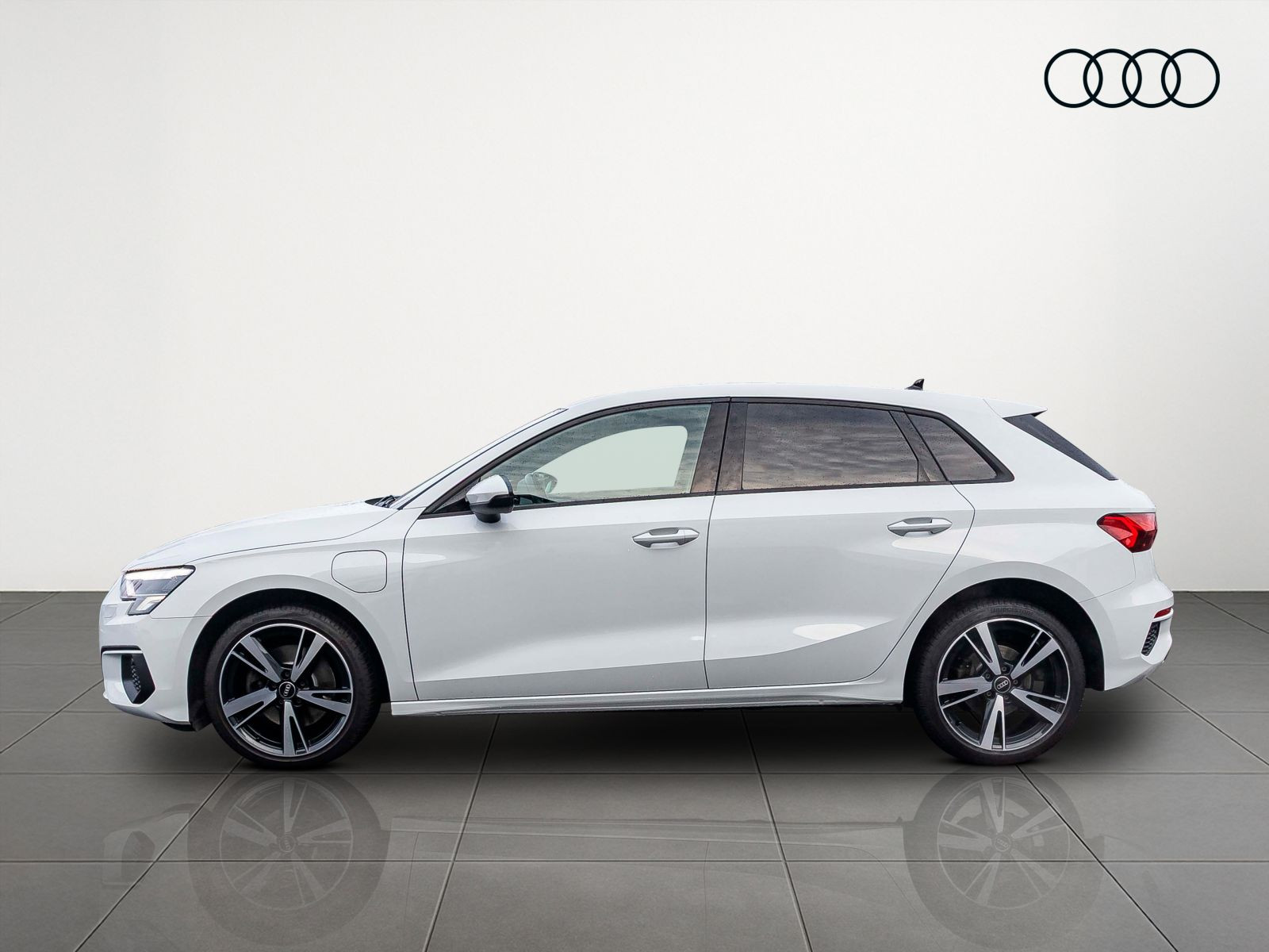 Audi A3 Sportback TFSIe40 Stronic S line LED Navi
