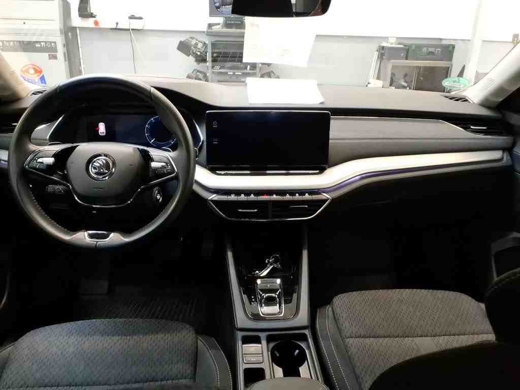 Skoda Octavia Combi Style 2.0TDI DSG Navi LED HuD ACC