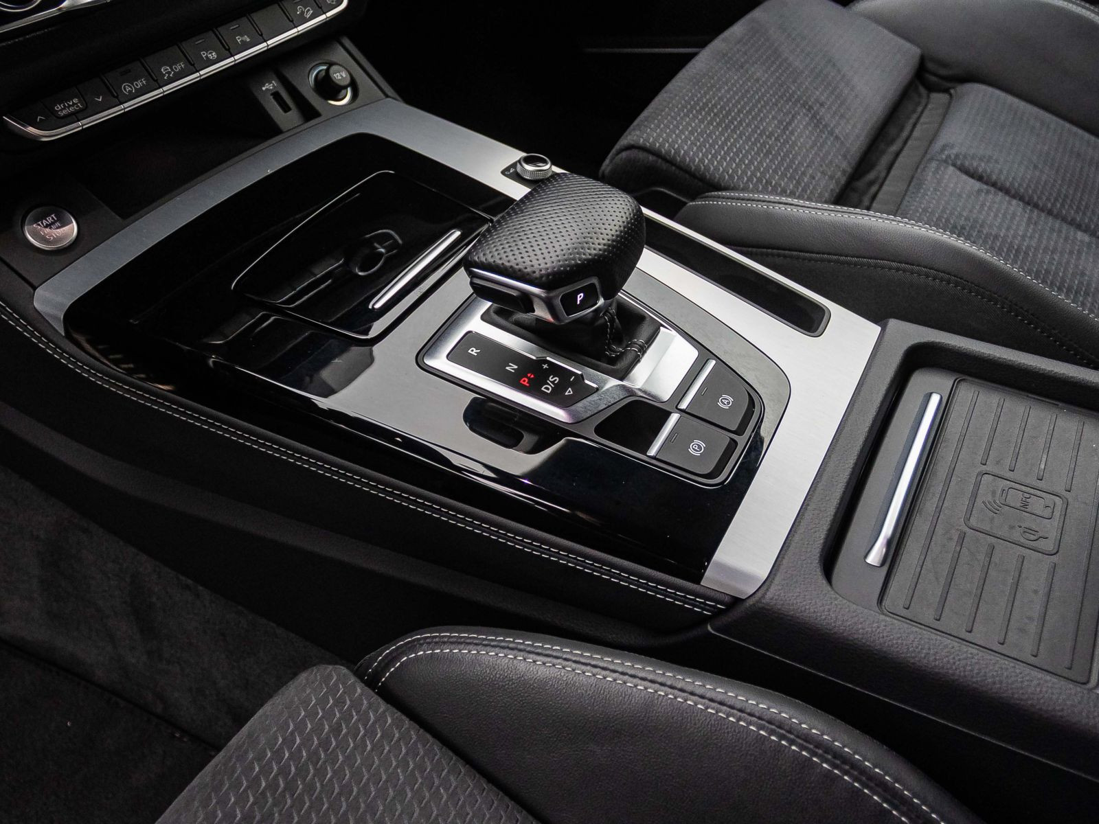 Audi Q5 S line 45TFSI qu Stronic Navi LED Standhzg B&O