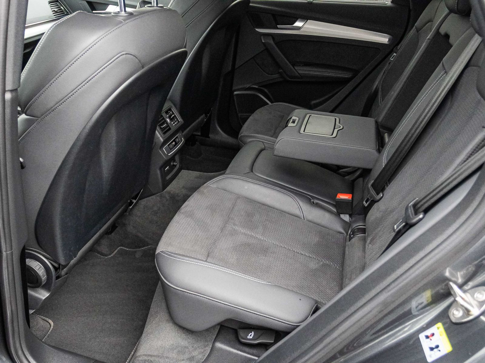 Audi Q5 S line 45TFSI qu Stronic Navi LED Standhzg B&O