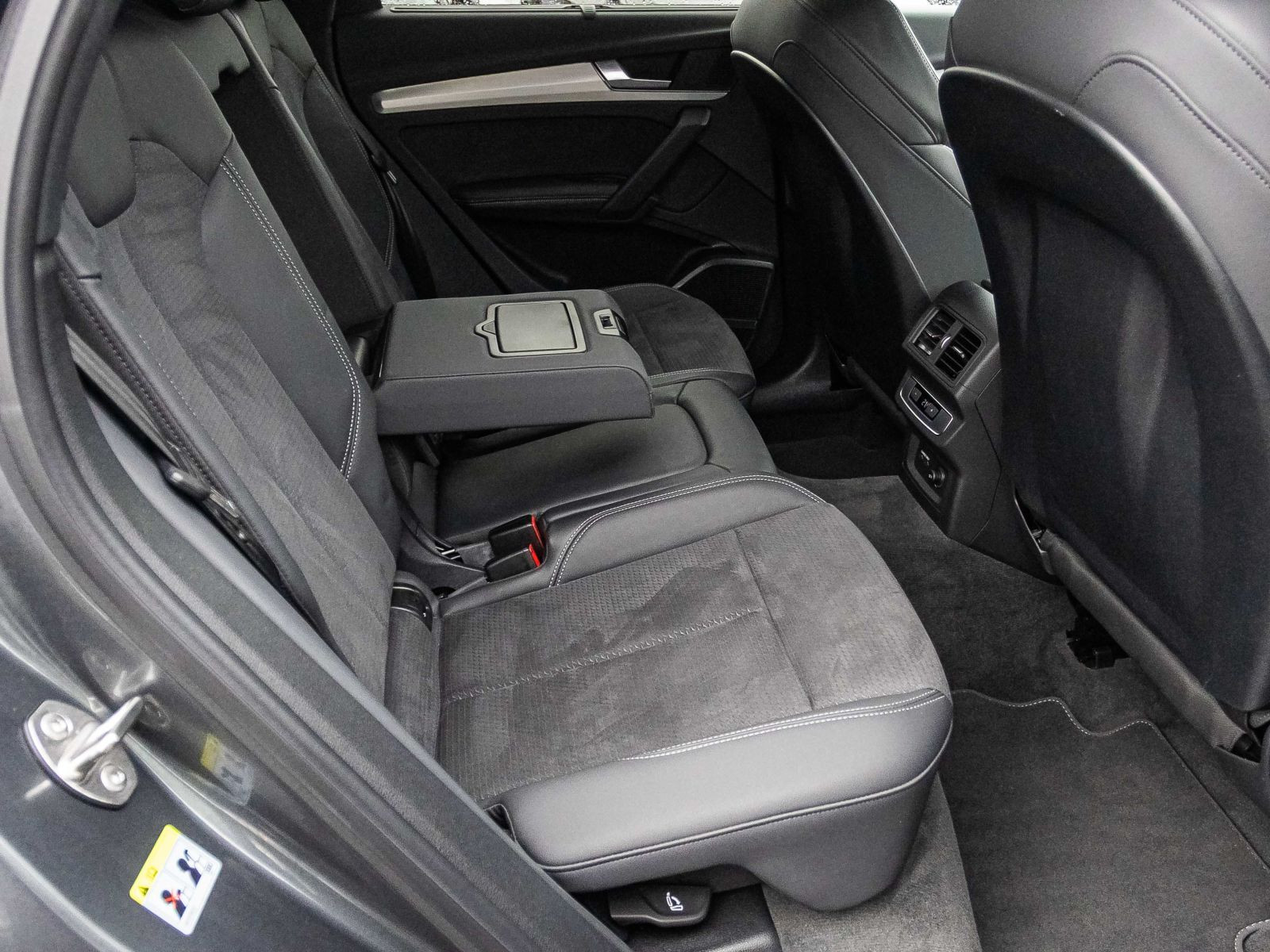 Audi Q5 S line 45TFSI qu Stronic Navi LED Standhzg B&O