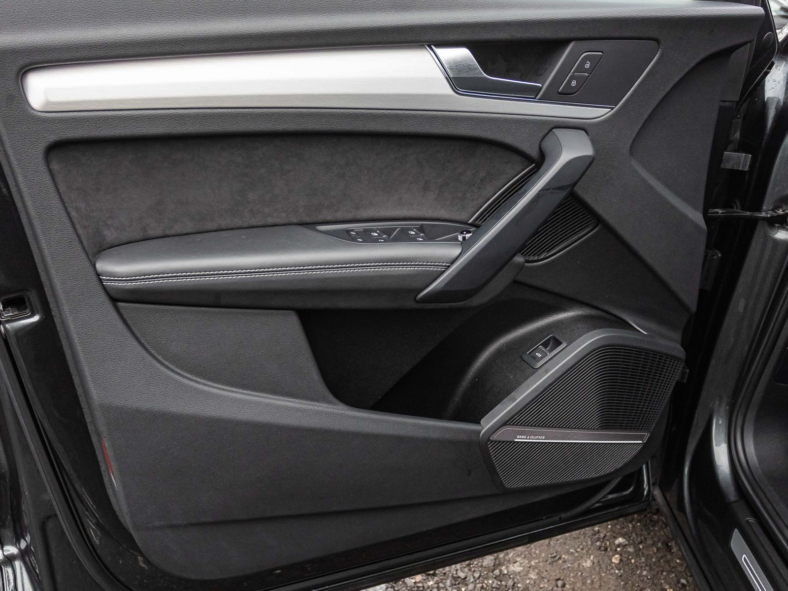 Audi Q5 S line 45TFSI qu Stronic Navi LED Standhzg B&O