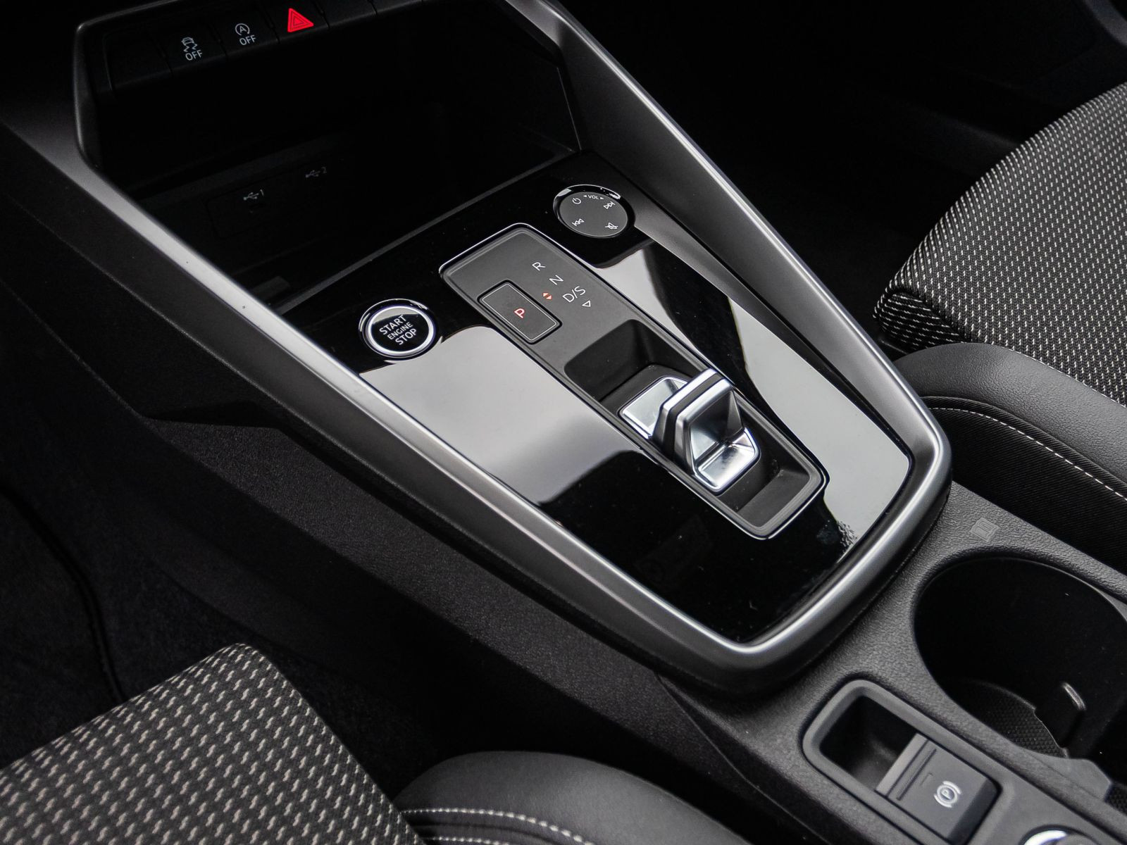 Audi A3 Sportback S line 30TDI Stronic Navi LED B&O ACC