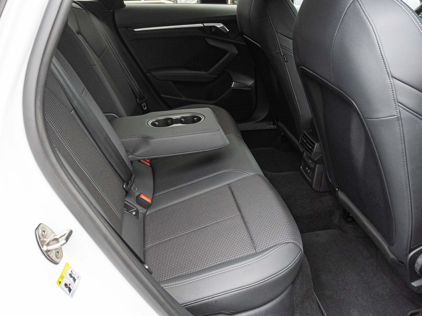 Audi A3 Sportback S line 30TDI Stronic Navi LED B&O ACC