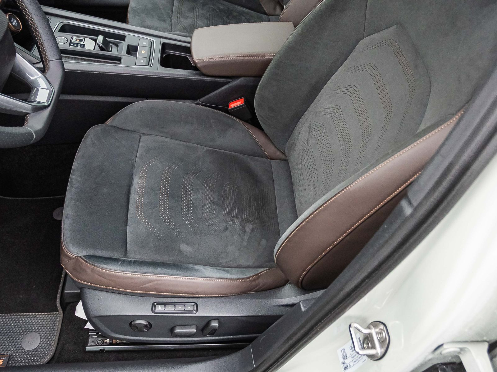 Cupra Formentor VZ5 2.5 TSI Spezial Edition Navi LED