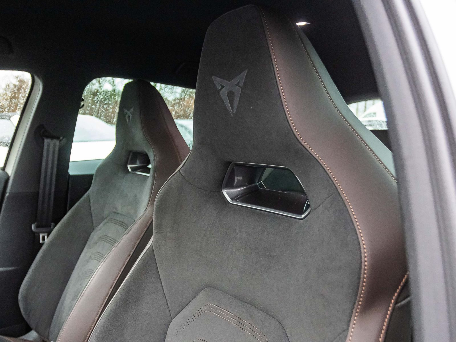 Cupra Formentor VZ5 2.5 TSI Spezial Edition Navi LED