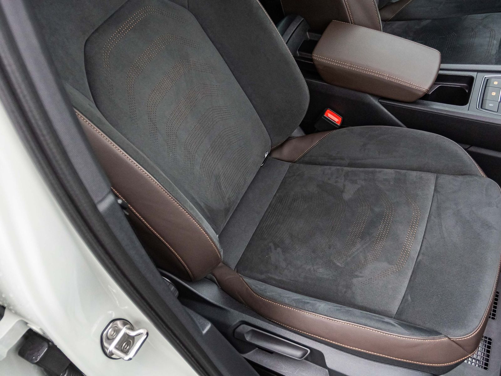 Cupra Formentor VZ5 2.5 TSI Spezial Edition Navi LED