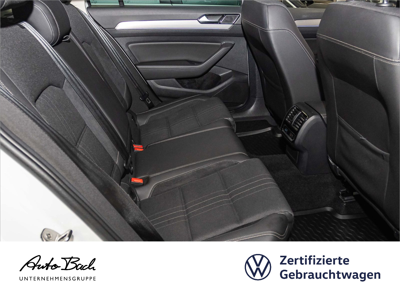 Volkswagen Passat Alltrack 2.0TDI 4M DSG Navi LED Panorama ACC