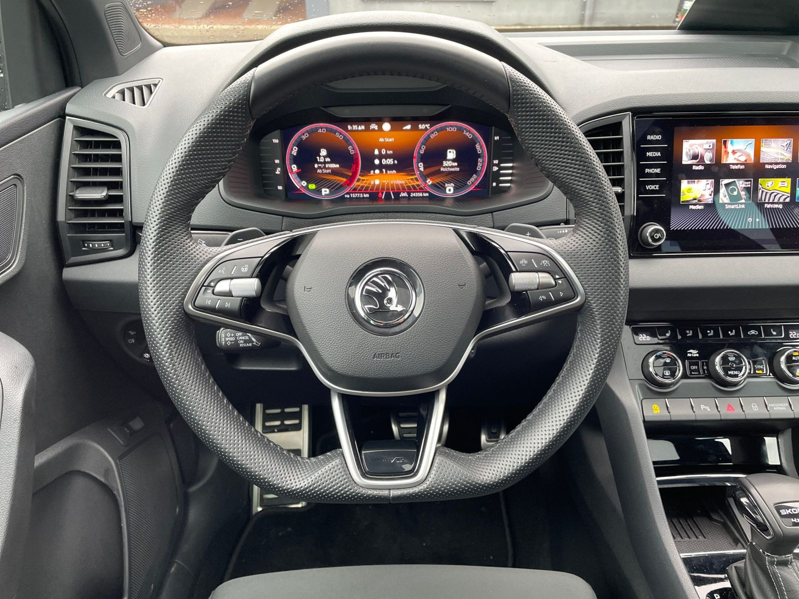 Skoda Karoq Sportline 2.0 TSI DSG 4x4 Panorama AHK LED