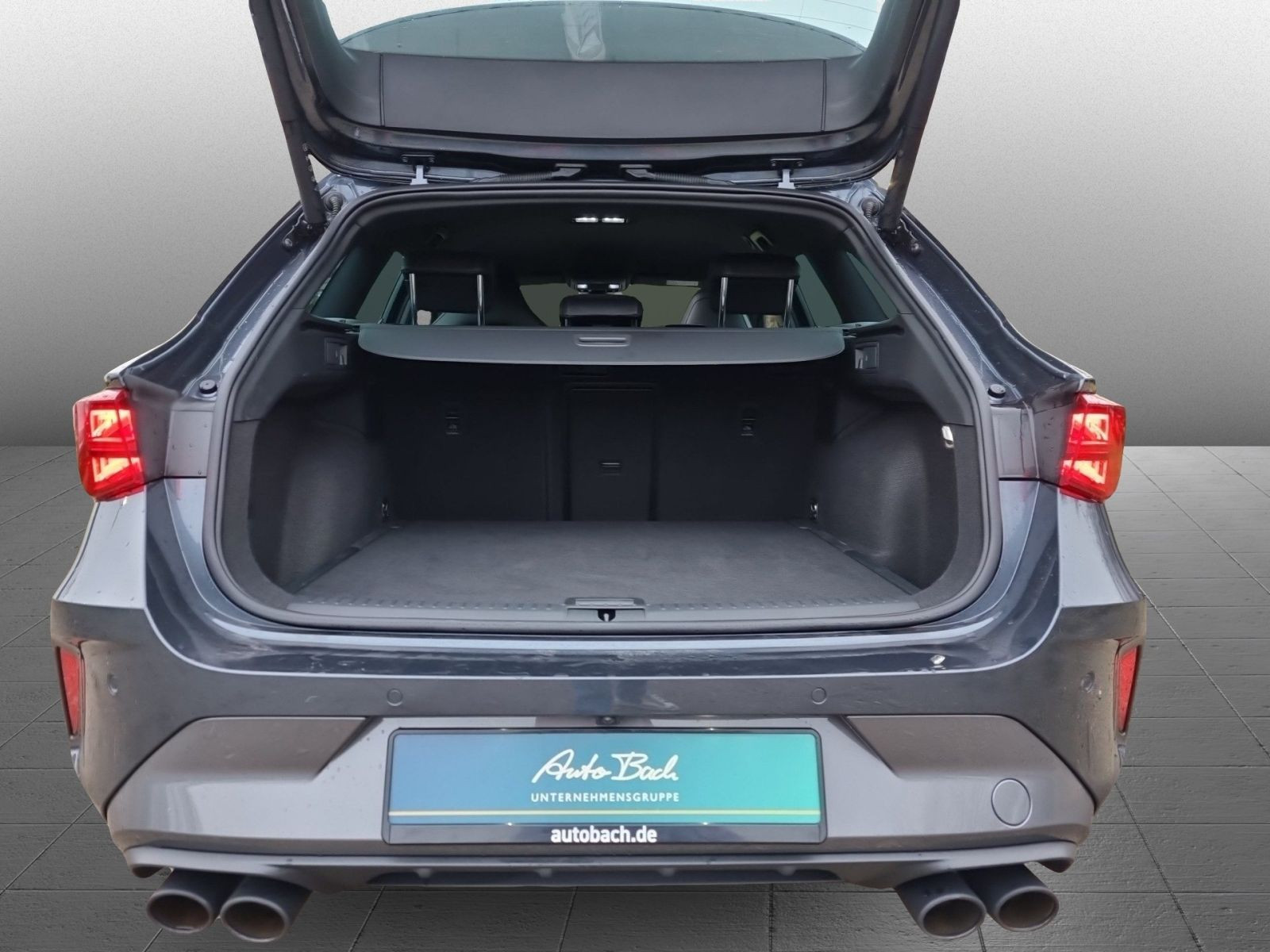 Cupra Leon Sportstourer VZ 2.0 TSI 4Drive Navi ACC EPH