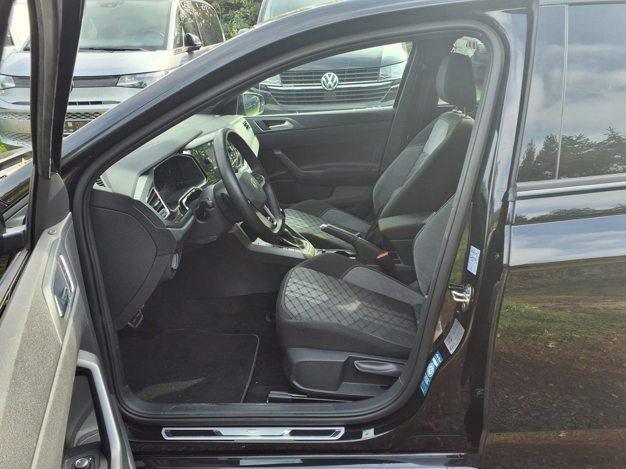 Volkswagen Polo 1.0 TSI R-Line DSG Navi LED ACC CarPlay EPH